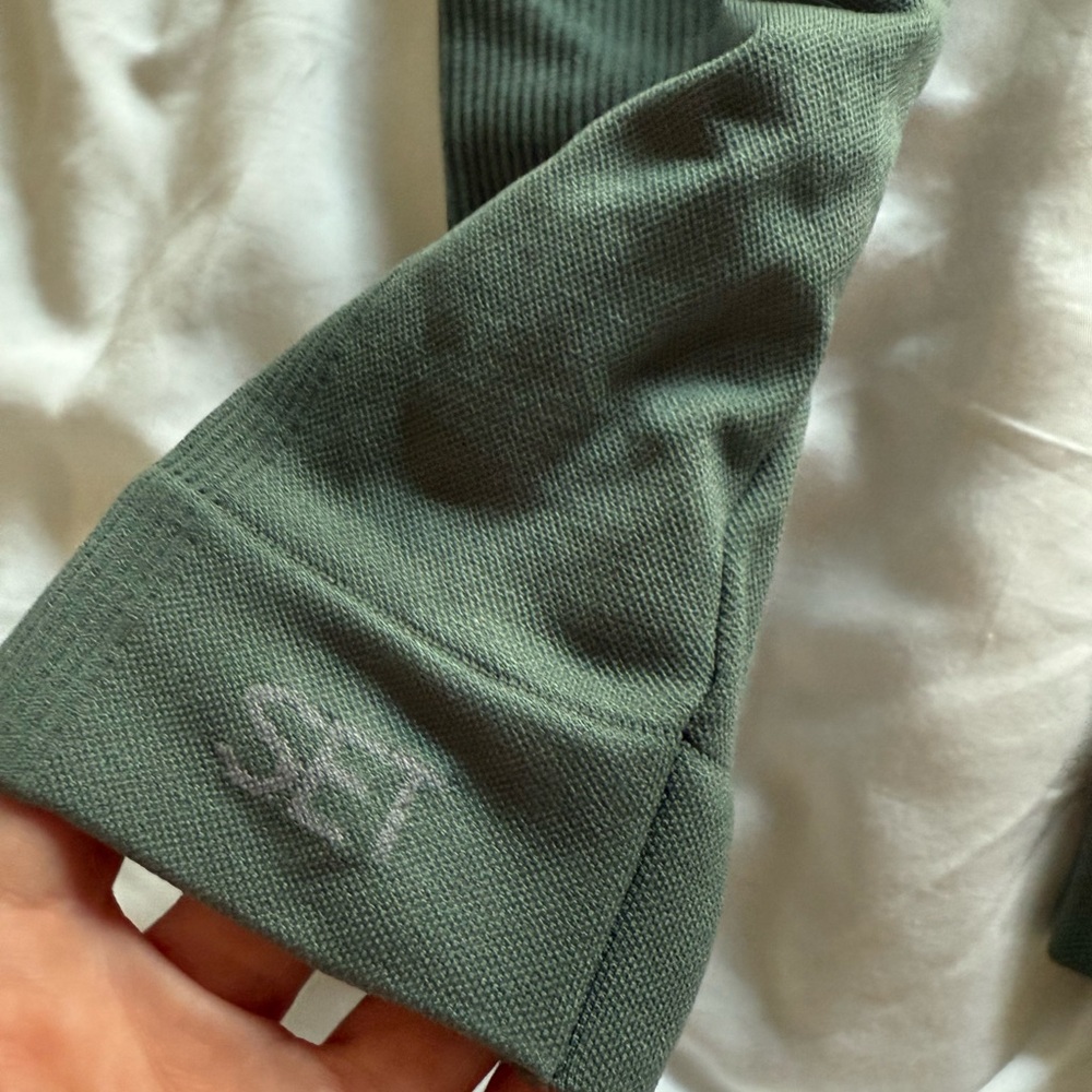 Green Ribbed Leggings - Picture 2 of 4